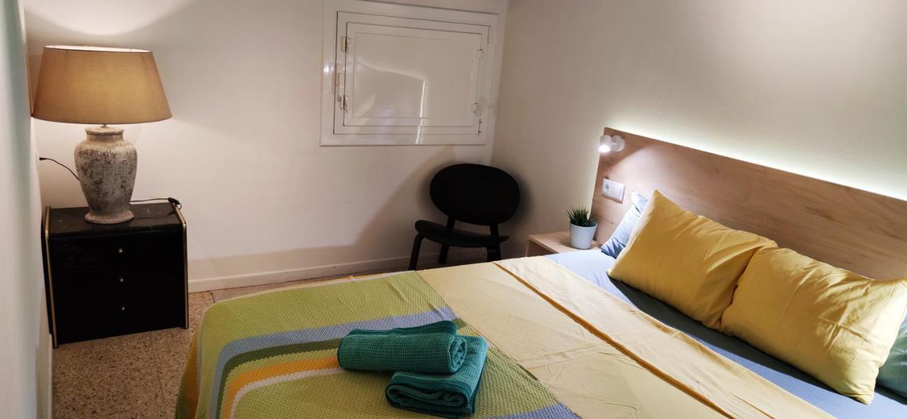 Casa Petits Apartment Manresa Ngoại thất bức ảnh